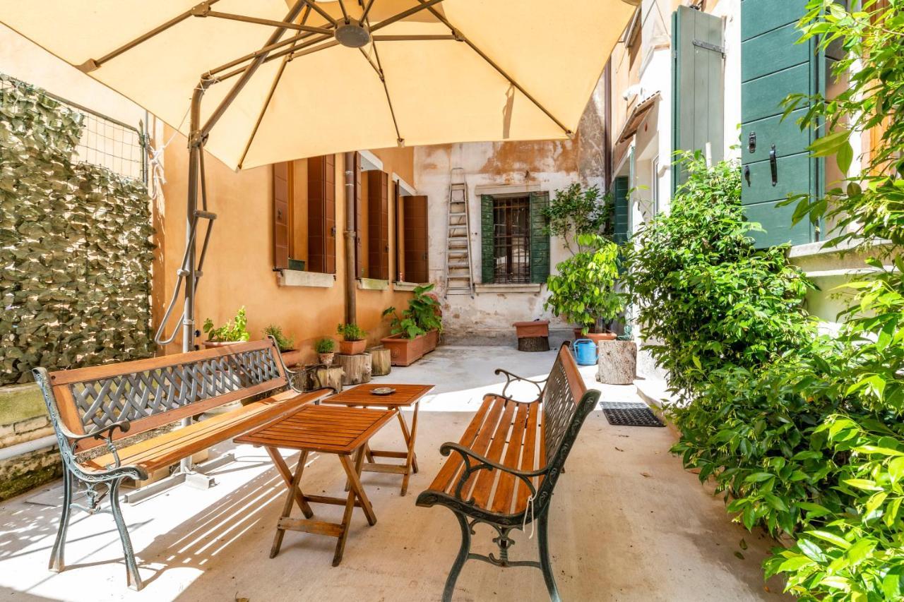 Queen House Venezia Екстериор снимка