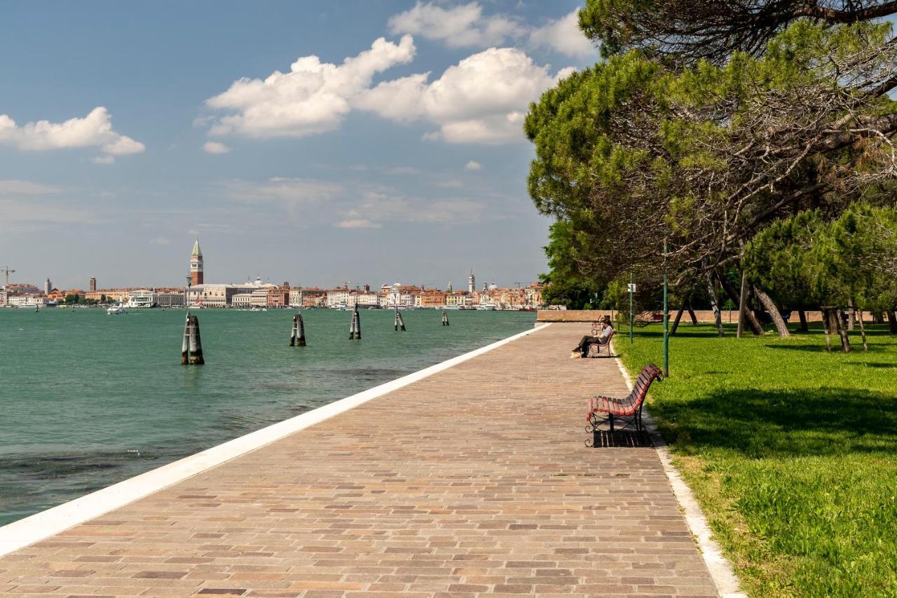 Queen House Venezia Екстериор снимка