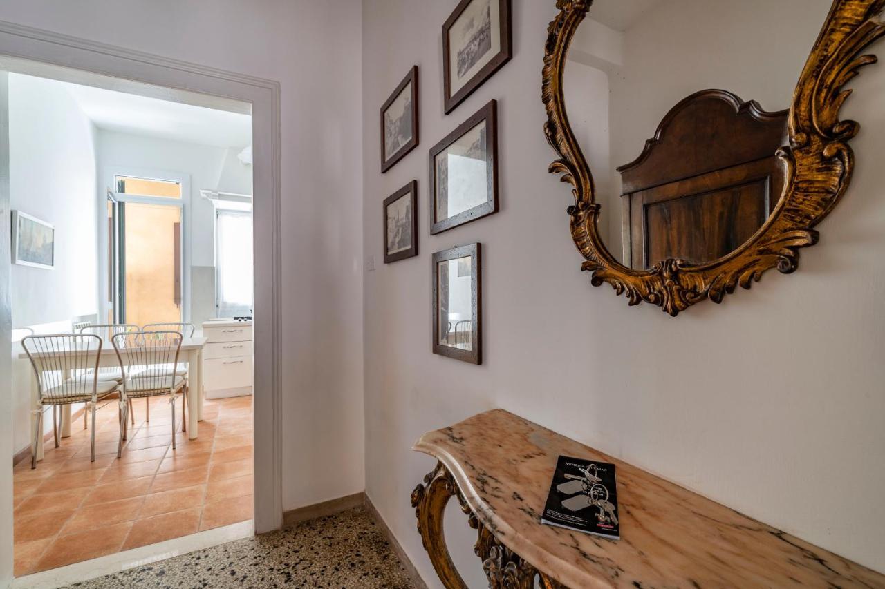 Queen House Venezia Екстериор снимка