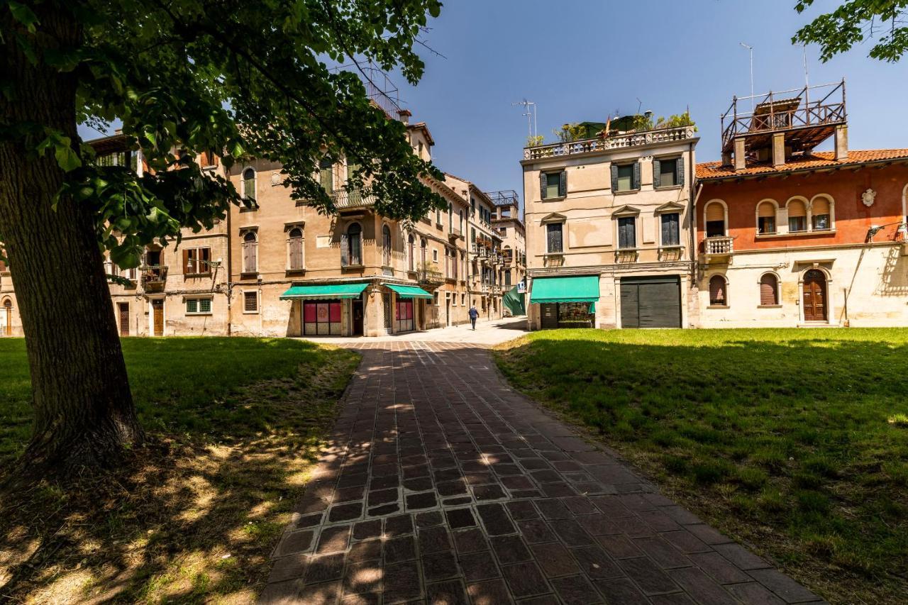 Queen House Venezia Екстериор снимка