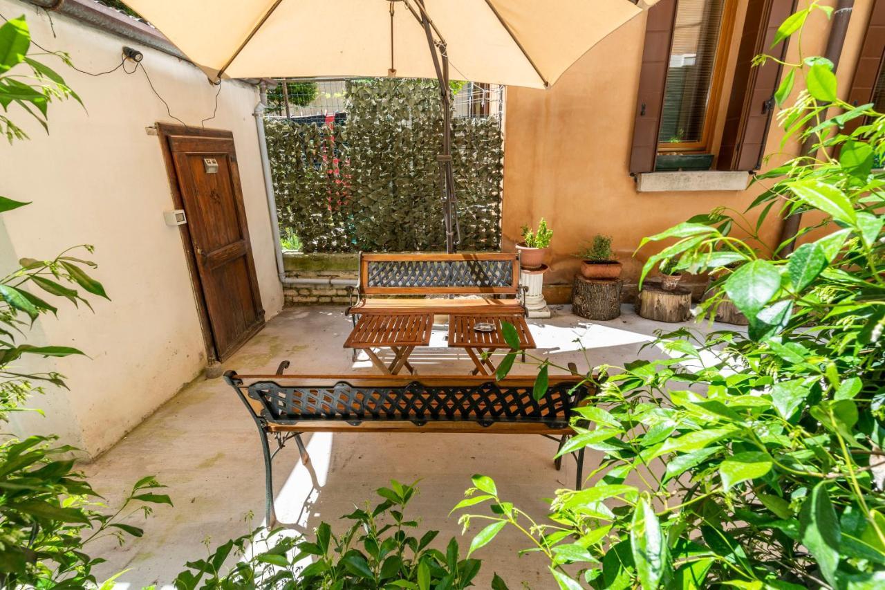 Queen House Venezia Екстериор снимка
