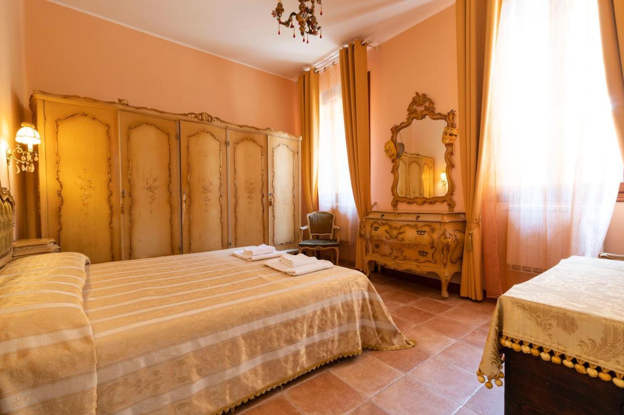 Queen House Venezia Екстериор снимка