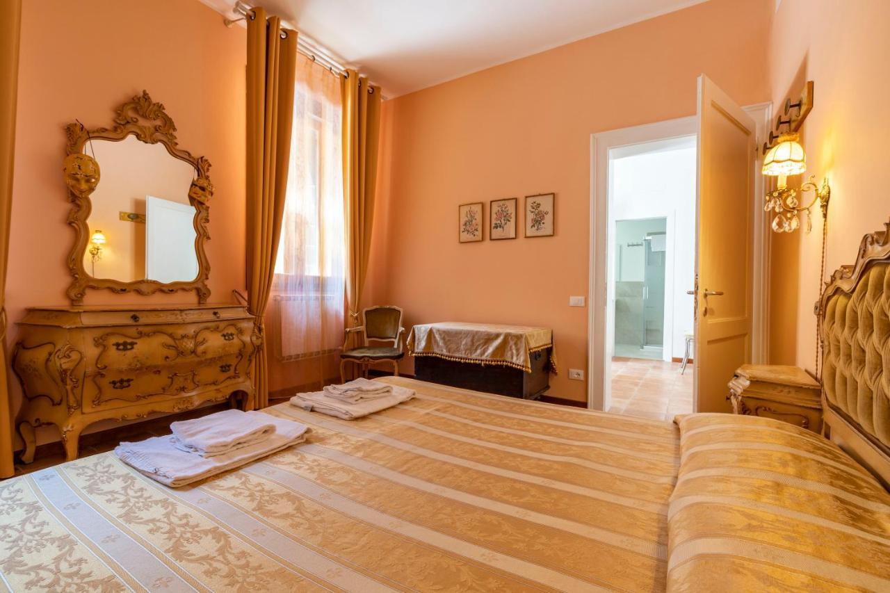 Queen House Venezia Екстериор снимка