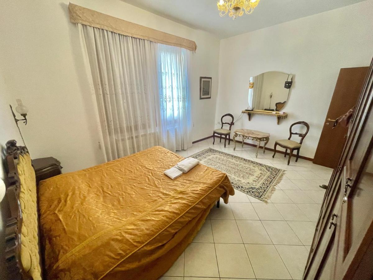 Queen House Venezia Екстериор снимка